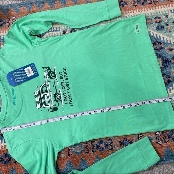 Life is Good NWT XS Long Sleeve Womens Crusher Tee Green Snow Winter Jeep Bronco - Picture 10 of 10